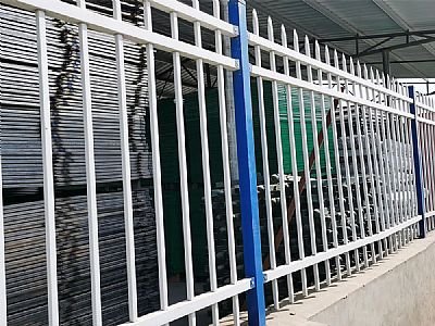 三橫梁鋅鋼護欄