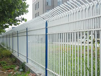 雙向防攀爬鋅鋼護欄