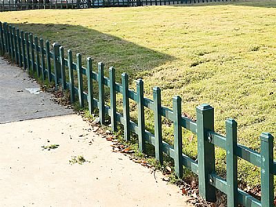 草坪護欄