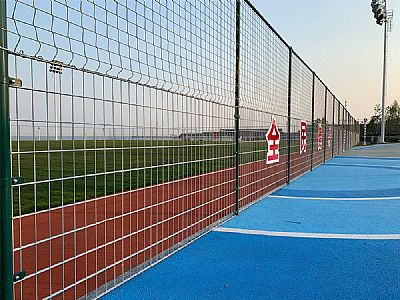 球場(chǎng)防護(hù)網(wǎng)