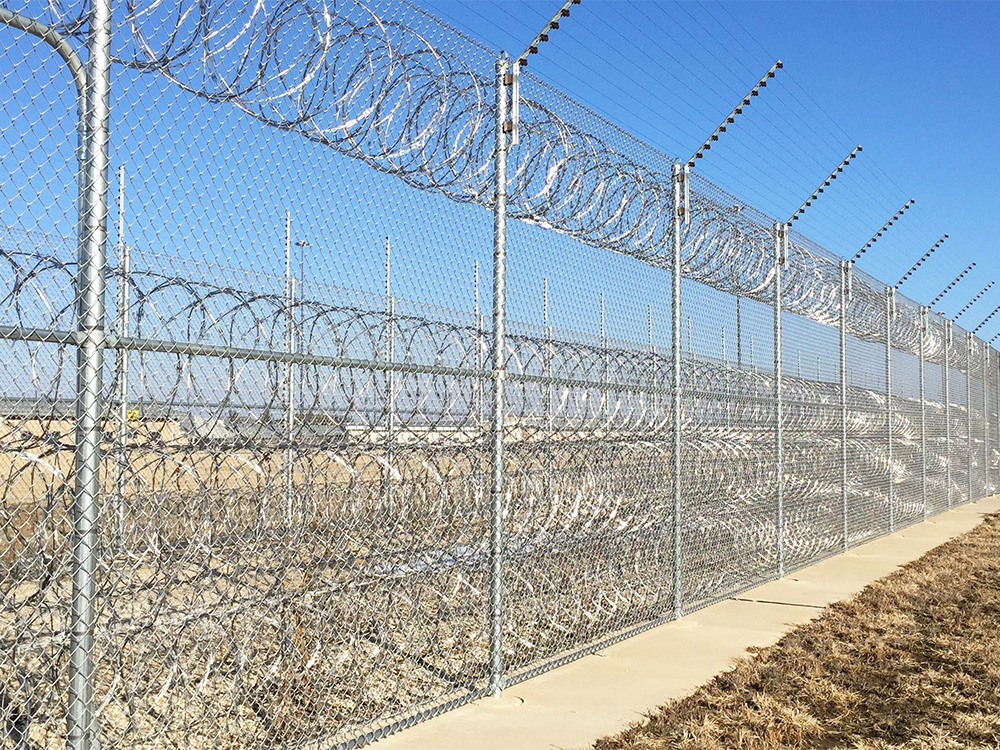 機場的圍欄網(wǎng)